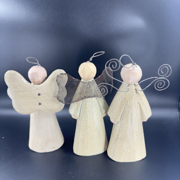 Sarahs Attic Wooden Folk Art Style Resin Angel Family Angels Of Faith Set Of 3 - Picture 14 of 14